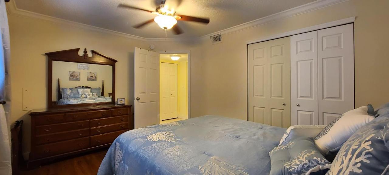 Beach Vacation Get-Away Apartment Сейнт Пийт Бийч Екстериор снимка